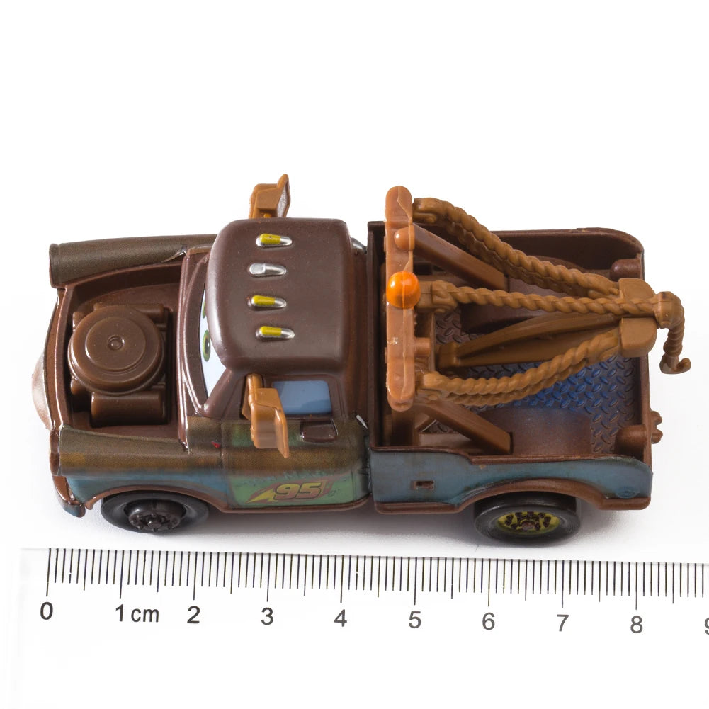 Cars 3 Diecast Collection — Lightning McQueen & Mater