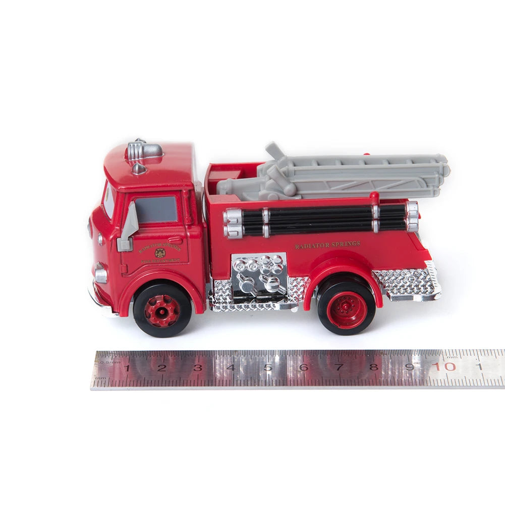 Cars 3 Diecast Collection — Lightning McQueen & Mater